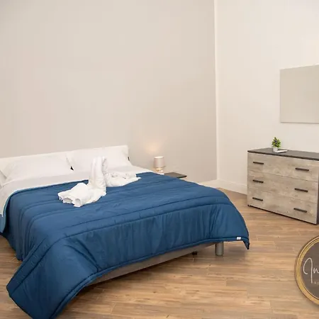 Incentro 44 アパート