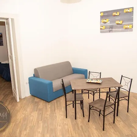 Incentro 44 * カーヴァ・デ・ティッレーニ